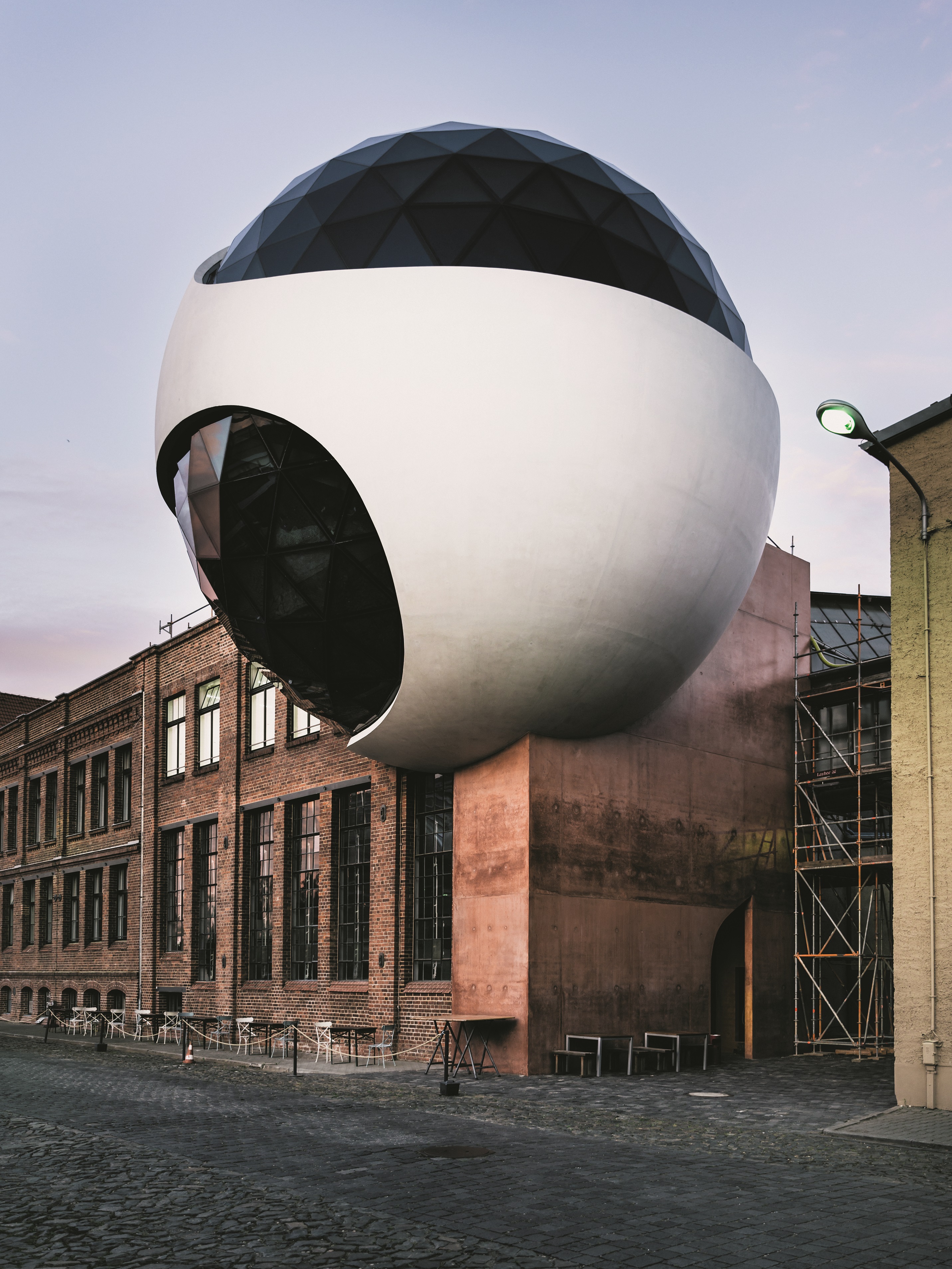 Die neue Niemeyer Sphere in Leipzig