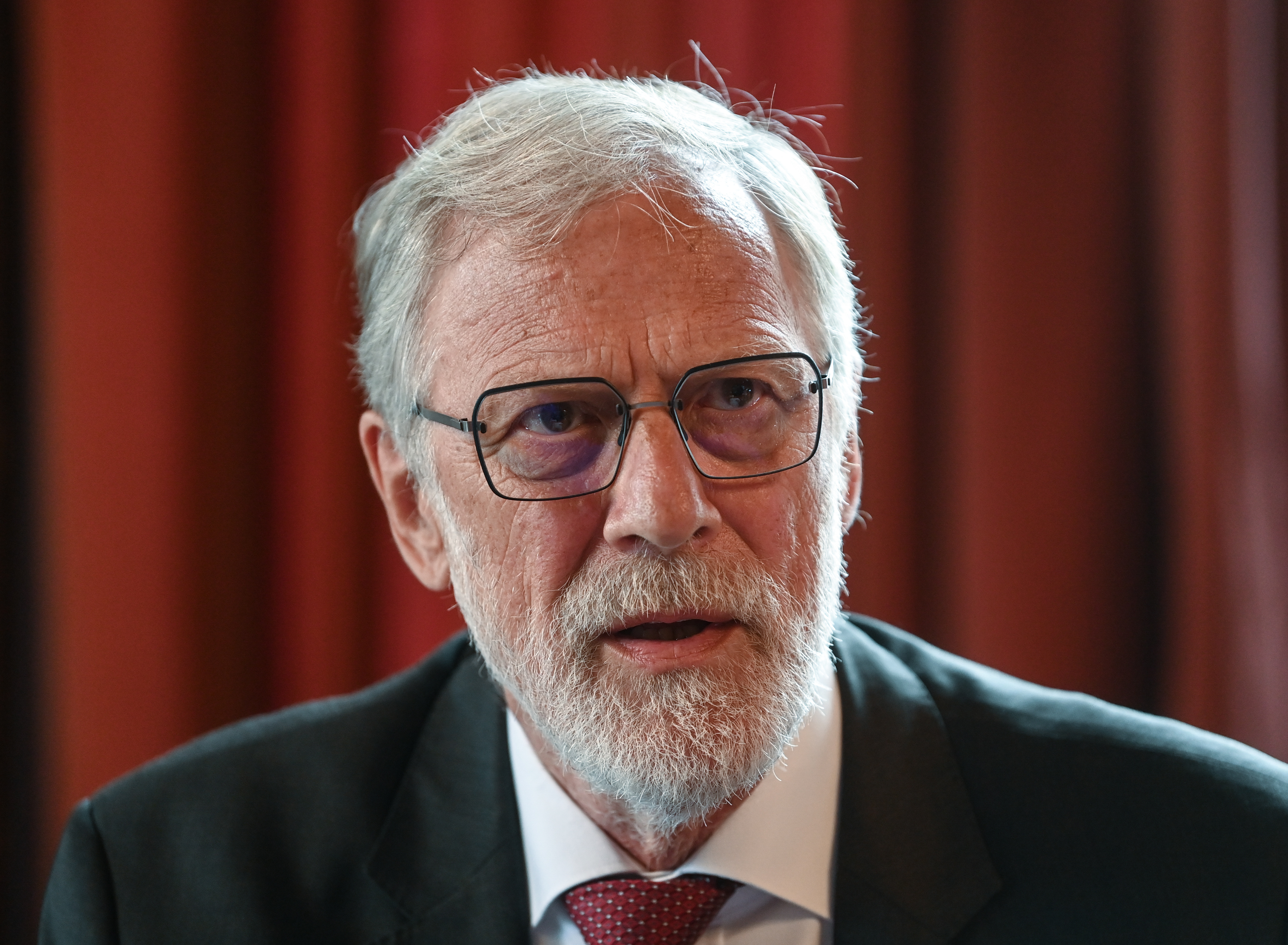 Rainer Robra