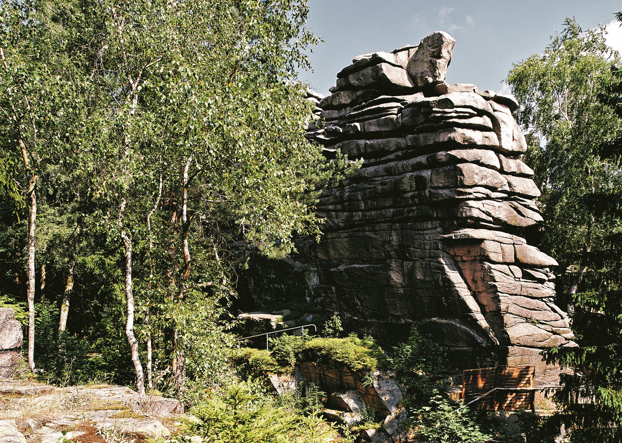Felsen hinter der Naturbühne