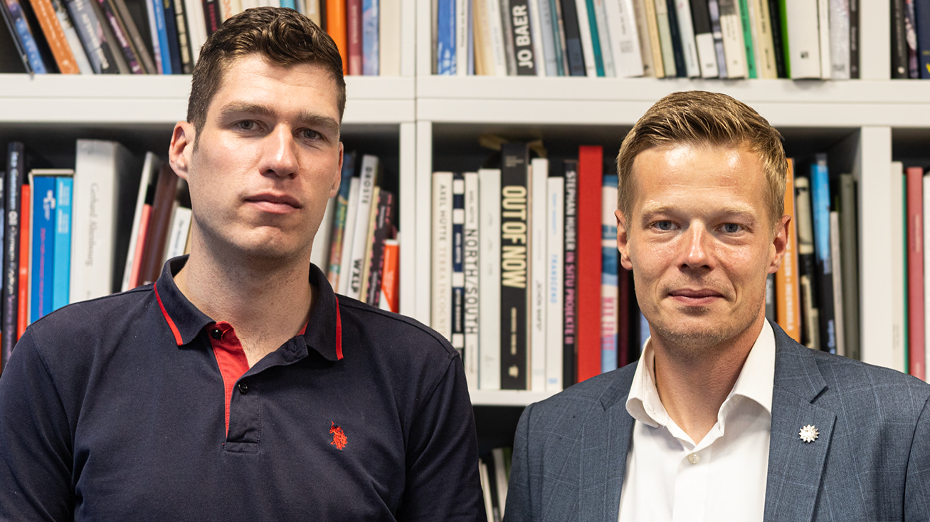 Robert Hofmann (li.) und Manuel Ostermann in der Cicero-Redaktion / M. Cruz