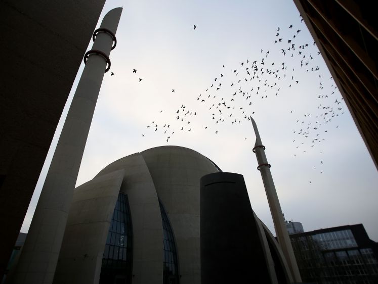 Zentralmoschee der türkisch-islamischen Union Ditib in Köln