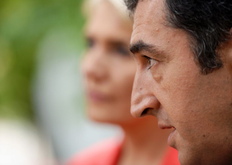 Die Grünen-Doppelspitze Simone Peter und Cem Özemir