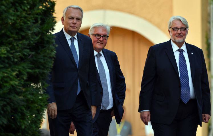 Die Außenminister Frankreichs, Deutschlands und Polens: Jean-Marc Ayrault, Frank-Walter Steinmeier und Witold Waszczykowski 