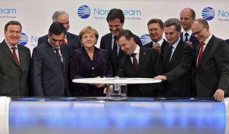 Der Start der ersten Nord Stream-Pipeline wurde mit hochkarätigen Politikern gefeiert