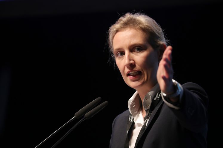 AfD-Spitzenkandidatin Alice Weidel hält eine Rede