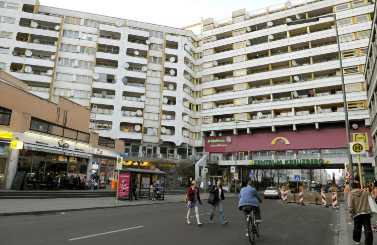 Straßenszene am Kottbusser Tor