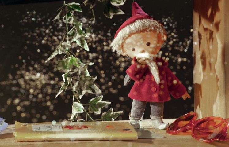 Das Sandmännchen streut seinen Sand