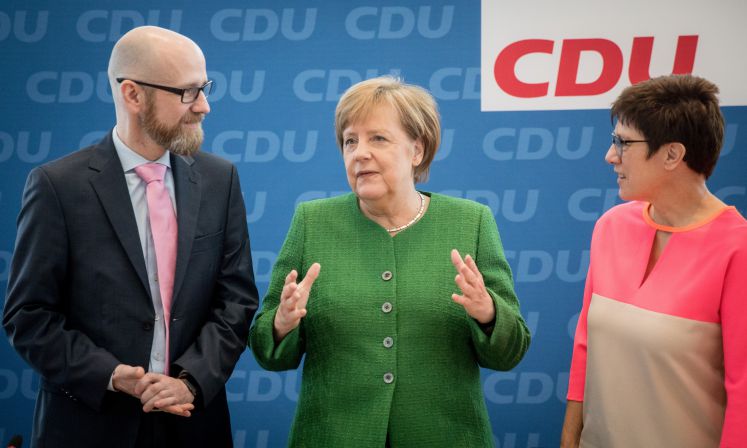 Peter Tauber, Angela Merkel, Annegret-Kramp-Karrenbauer