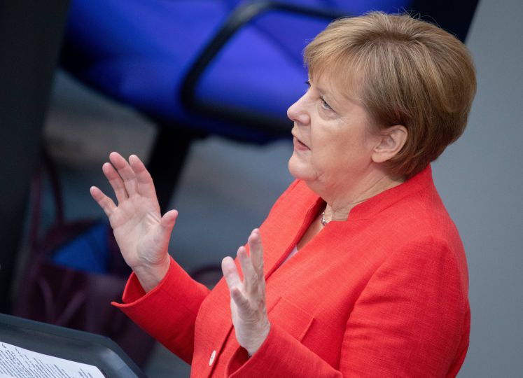 Kanzlerin Angela Merkel bei der Haushaltsdebatte
