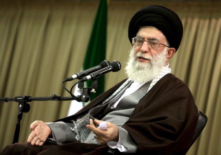 Ali Chamenei bei einer Rede.