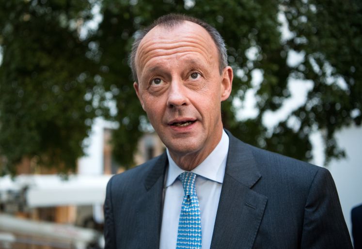 Friedrich Merz gibt in der Bundespressekonferenz seine Kandidatur für den Parteivorsitz bekannt 