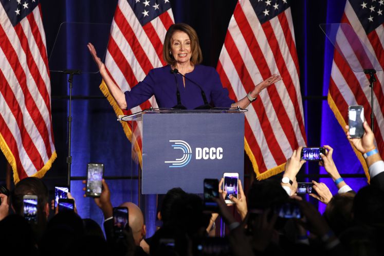 Nancy Pelosi bei der Wahlparty der Midterms