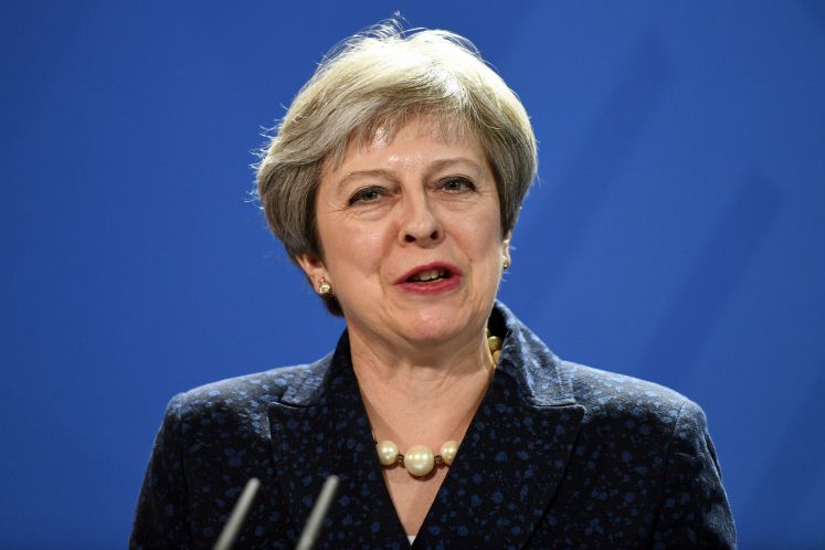 Ein Porträt-Bild von Theresa May.
