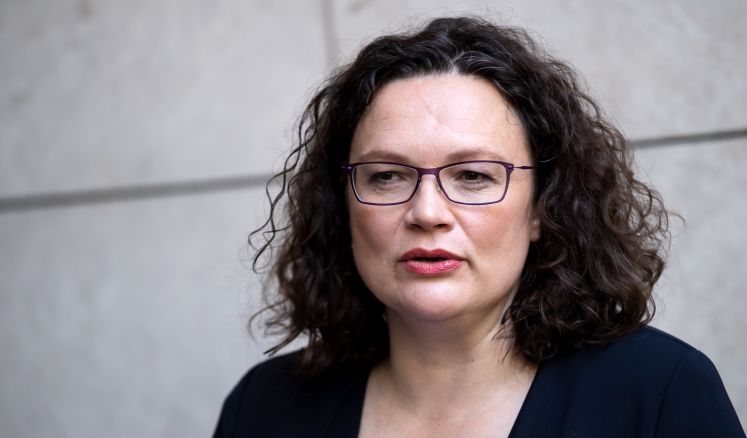 03.06.2019, Berlin: Andrea Nahles, bisherige Vorsitzende der SPD, verlässt nach Ihrem Rücktritt vom Parteivorsitz in der außerordentlichen Klausurtagung des SPD-Vorstands die SPD-Parteizentrale, das Willy-Brandt-Haus. 