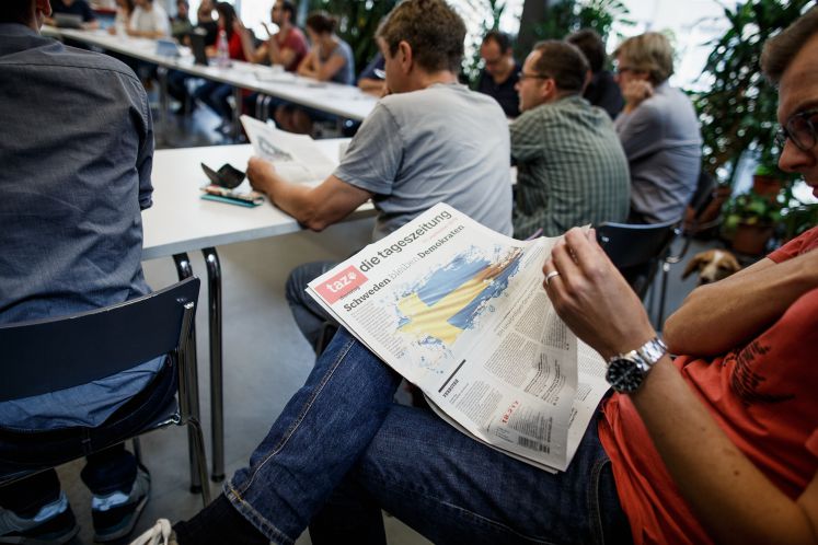 Morgenkonferenz in der Berliner Redaktion der taz