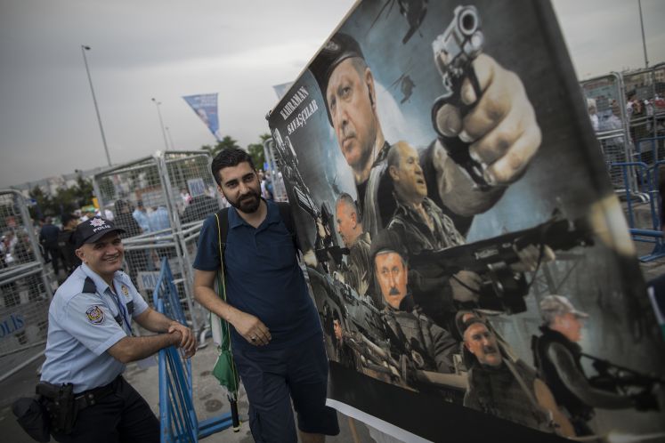 Erdoganplakat bei Wahlkampfveranstaltung