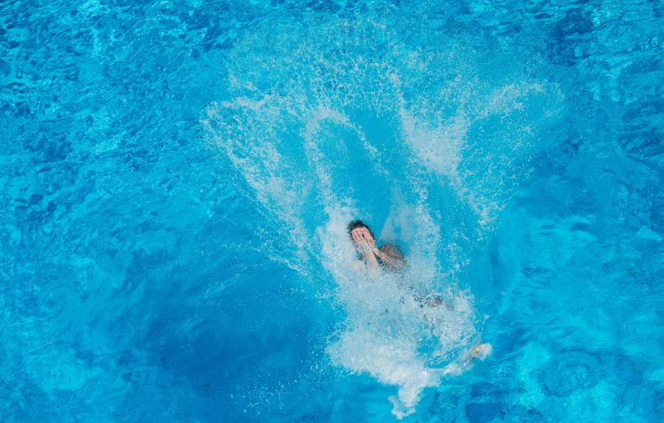 Schwimmbad-Schlägerei