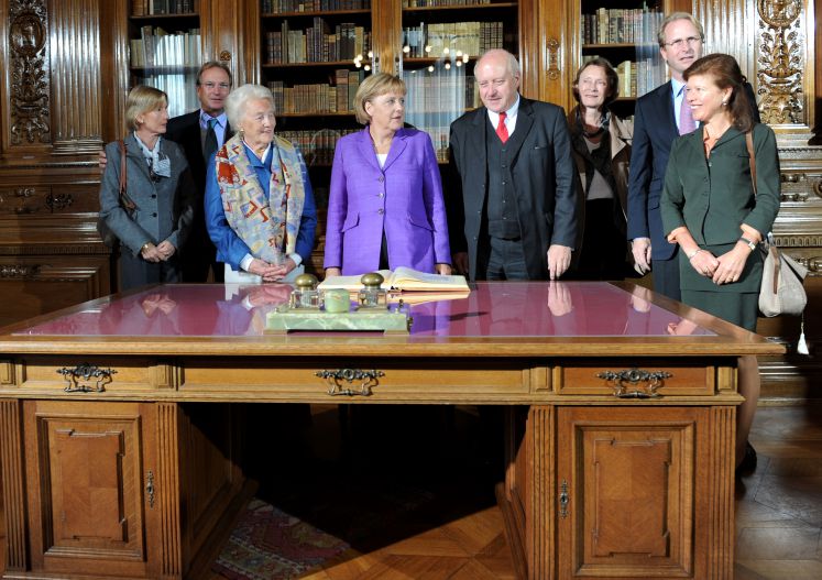 adenauer-enkel-paul-bauwens-cdu-angela-merkel-euro