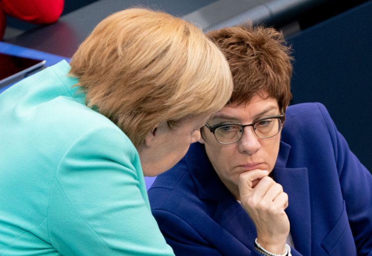 annegret-kramp-karrenbauer-akk-angela-merkel-cdu