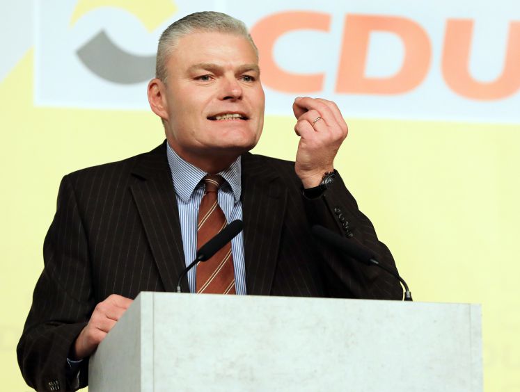 07.12.2019, Sachsen-Anhalt, Magdeburg: Holger Stahlknecht, Innenminister (CDU) von Sachsen-Anhalt, spricht auf dem kleinen Parteitag der CDU Sachsen-Anhalt im Maritim Hotel zur künftigen Strategie der CDU. 