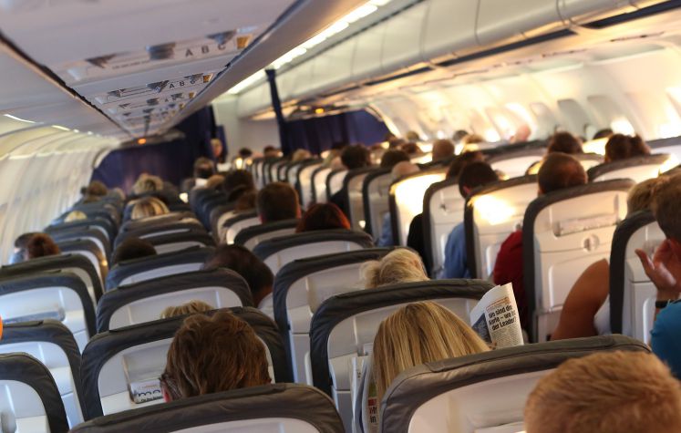 scherz-flugzeug-staat-recht