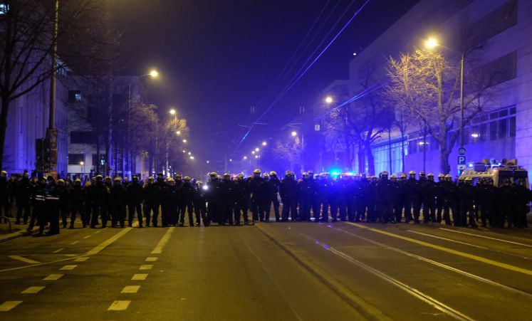 ausschreitungen-leipzig-linksextremismus-polizei-krawalle