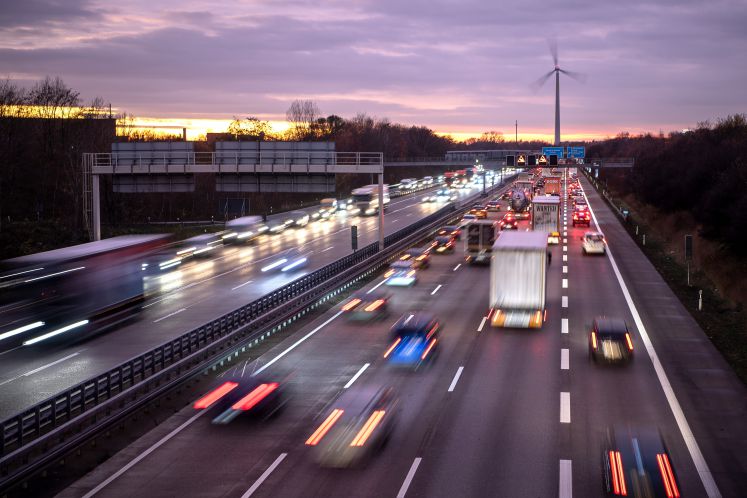 konjunktur-abschwung-autogipfel-automobilindustrie