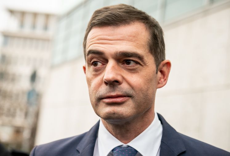 mohring-verschwieg-fraktion-kramp-karrenbauer-bedenken