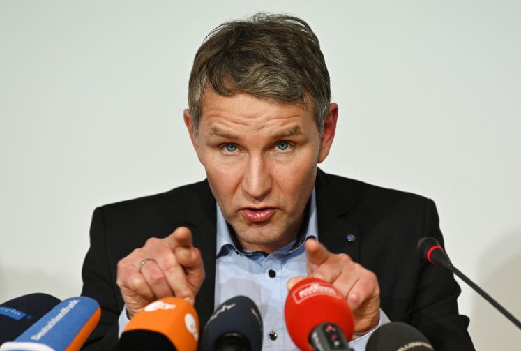 /innenpolitik/wahl-thomas-kemmerich-fdp-haltung-marie-agnes-strack-zimmermann-maximilian-koenig-bjoern-hoecke-afd