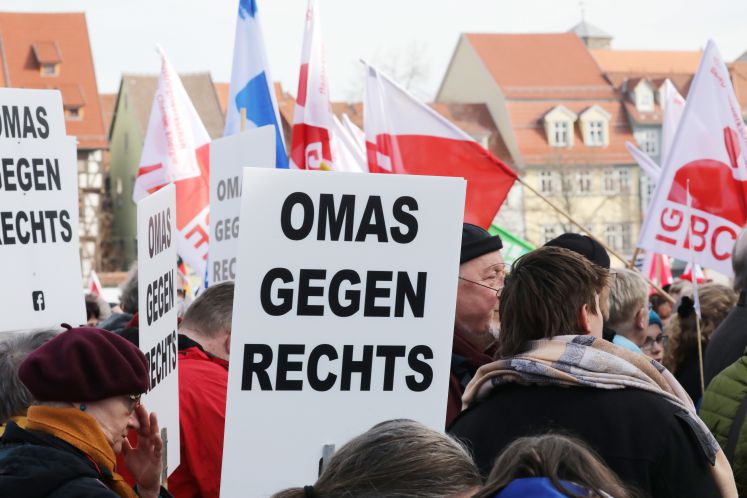 /innenpolitik/debattenkultur-rechts-links-thueringen-hass-selbstmord