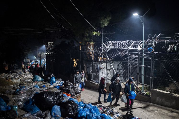 fluechtlingslager-lesbos-solidaritaet-coronavirus-damian-boeselager-volt