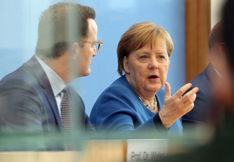 angela-merkel-jens-spahn-coronavirus-krise-pressekonferenz