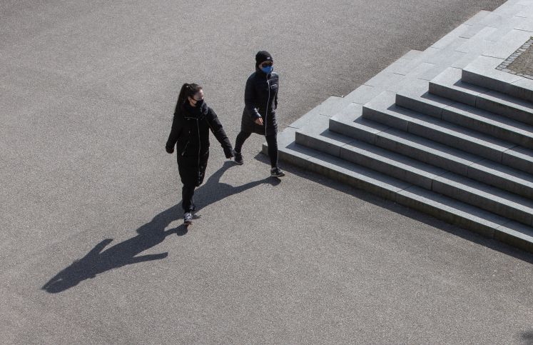 lockerung-ausnahmezustandes-corona-krise-normalitaet-demokratie-freiheit