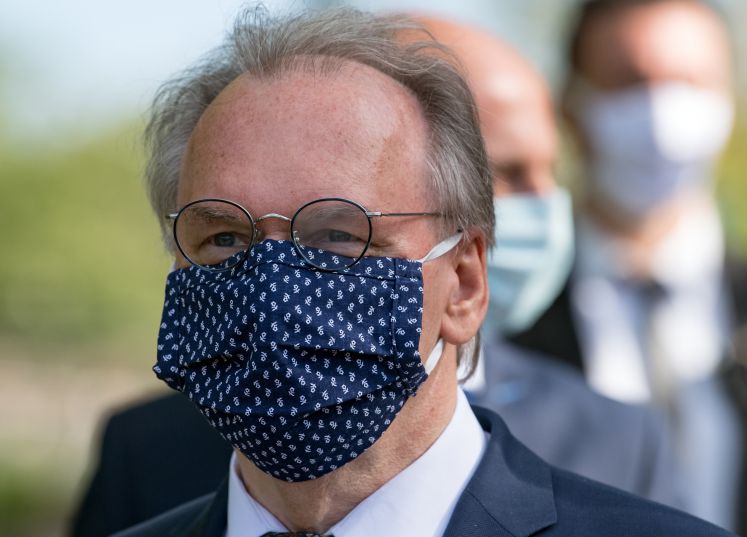 interview-corona-sachsen-anhalt-oekonomische-entscheidungen-haseloff-cdu