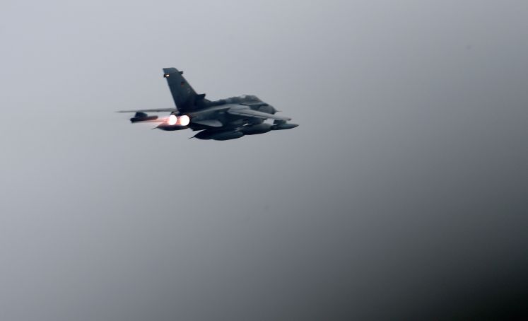 nukleare-teilhabe-deutschland-atomwaffen-debatte-f18-tornado