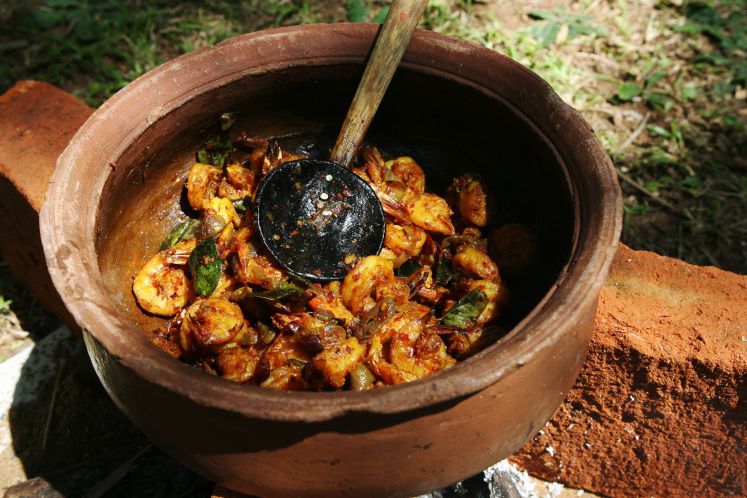 coronakrisenkueche-kulinarischer-urlaub-thai-curry-reis-vorrat