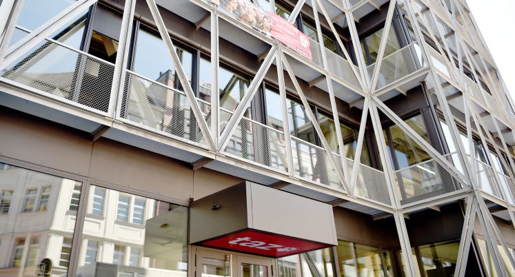 taz-kirse-hengameh-yaghoobifarah-kolumne-untiefen-multikulturalismus-horst-seehofer-anzeige-presserat-pressefreiheit