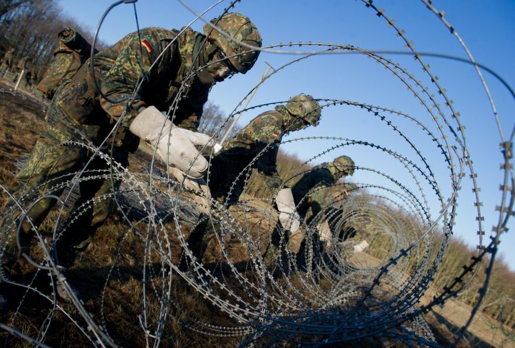 wehrpflicht-debatte-zweifel-dienst-bundeswehr-eva-hoegl-ksk-annegret-kramp-karrenbauer