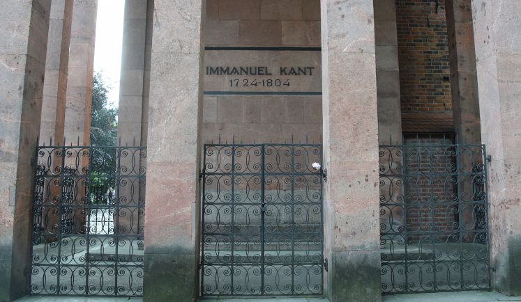 philosophin-susan-neiman-identitaetspolitik-anziehungskraft-grusel