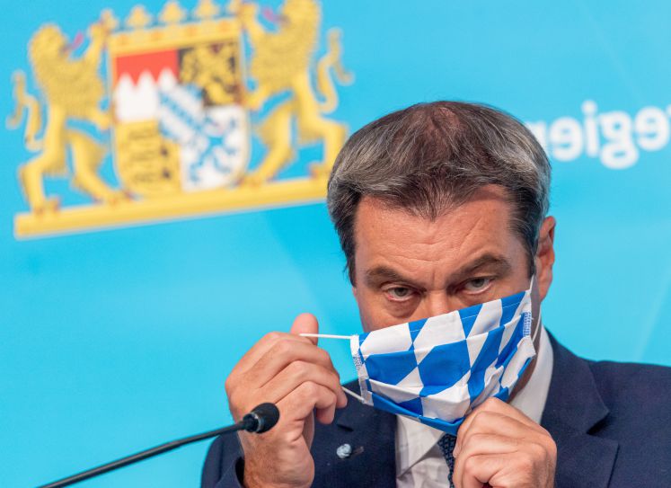 markus-soeder-corona-panne-bayern-tests-daniel-guenther