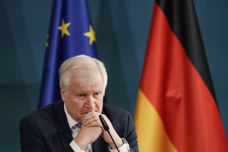 fluchtlingspolitik-eine-europaische-losung-seehofer-moria-eu