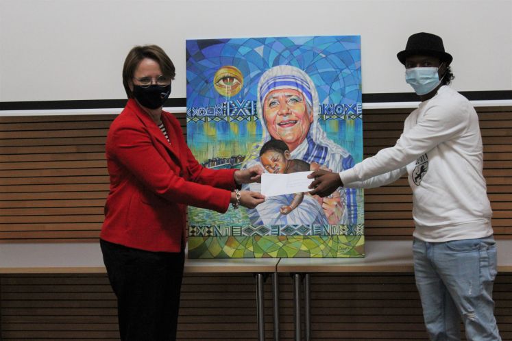 kultur/merkel-kunst-mutter-teresa-fluechtling