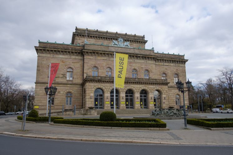 kultur/lockdown-theater-kino-kultur-schliessung