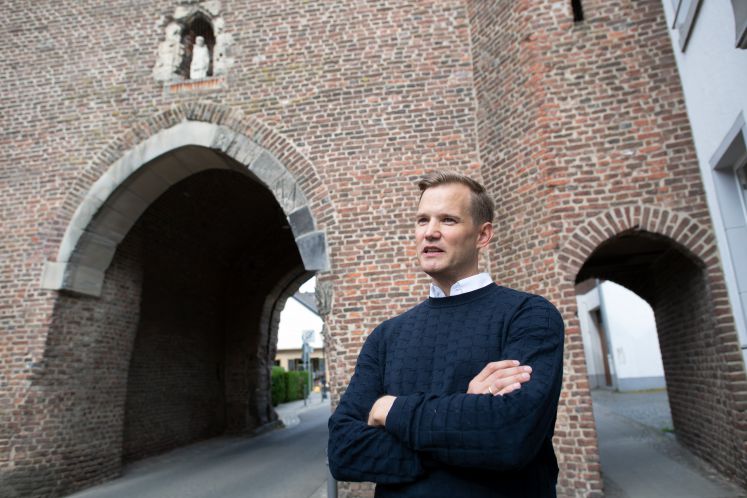 deutschland-pandemie-lockerungen-hendrik-streeck-tests-querdenker 