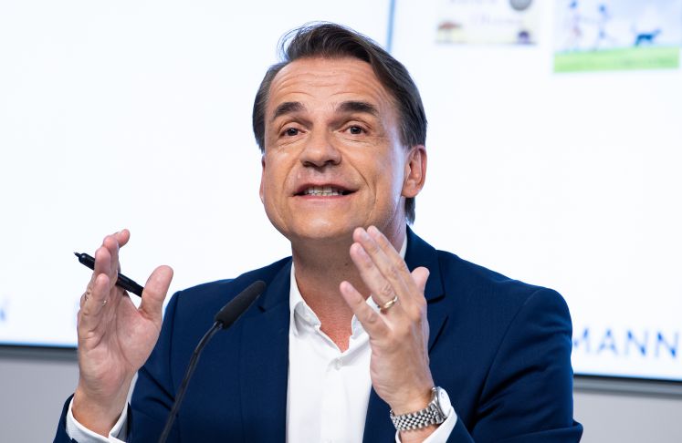 bertelsmann-usa-verlag-simon-schuster-uebernahme