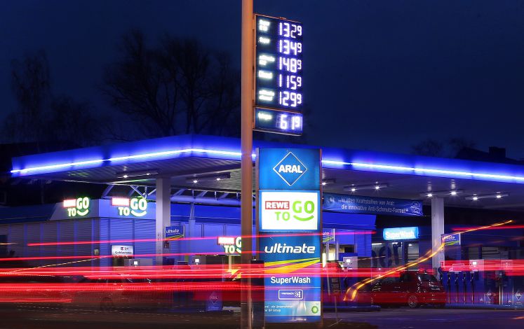 corona-massnahmen-lockdown-buchhandlung-keine-lebensmittel
