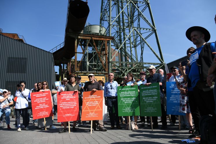 debatte-bds-israel-kuenstler-petition-bundestag-antisemitismus