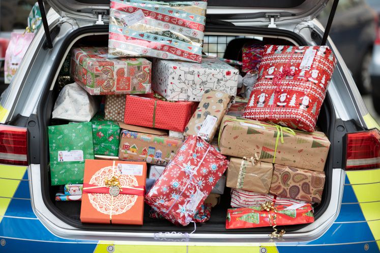 kultur/literatur-lesetipps-weihnachten-geschenke-buecher