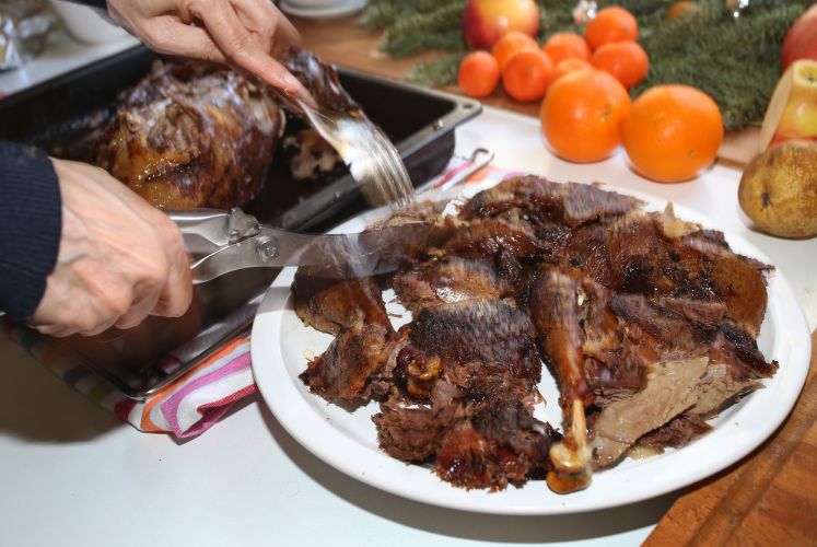 genuss-ist-notwehr-weihnachtsgans-Gaensekeulen-coronakrise-lockdown-gastronomie