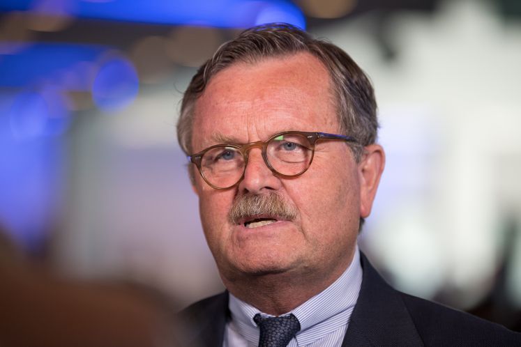 corona-pandemie-weltaerztepraesident-montgomery-masken